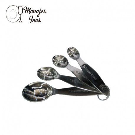 Set 4 cucharas medidoras.
